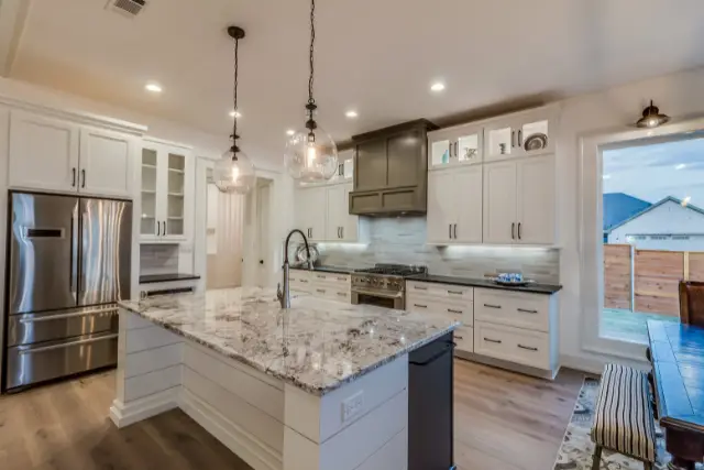 Houston Apartments with Quartz Countertops