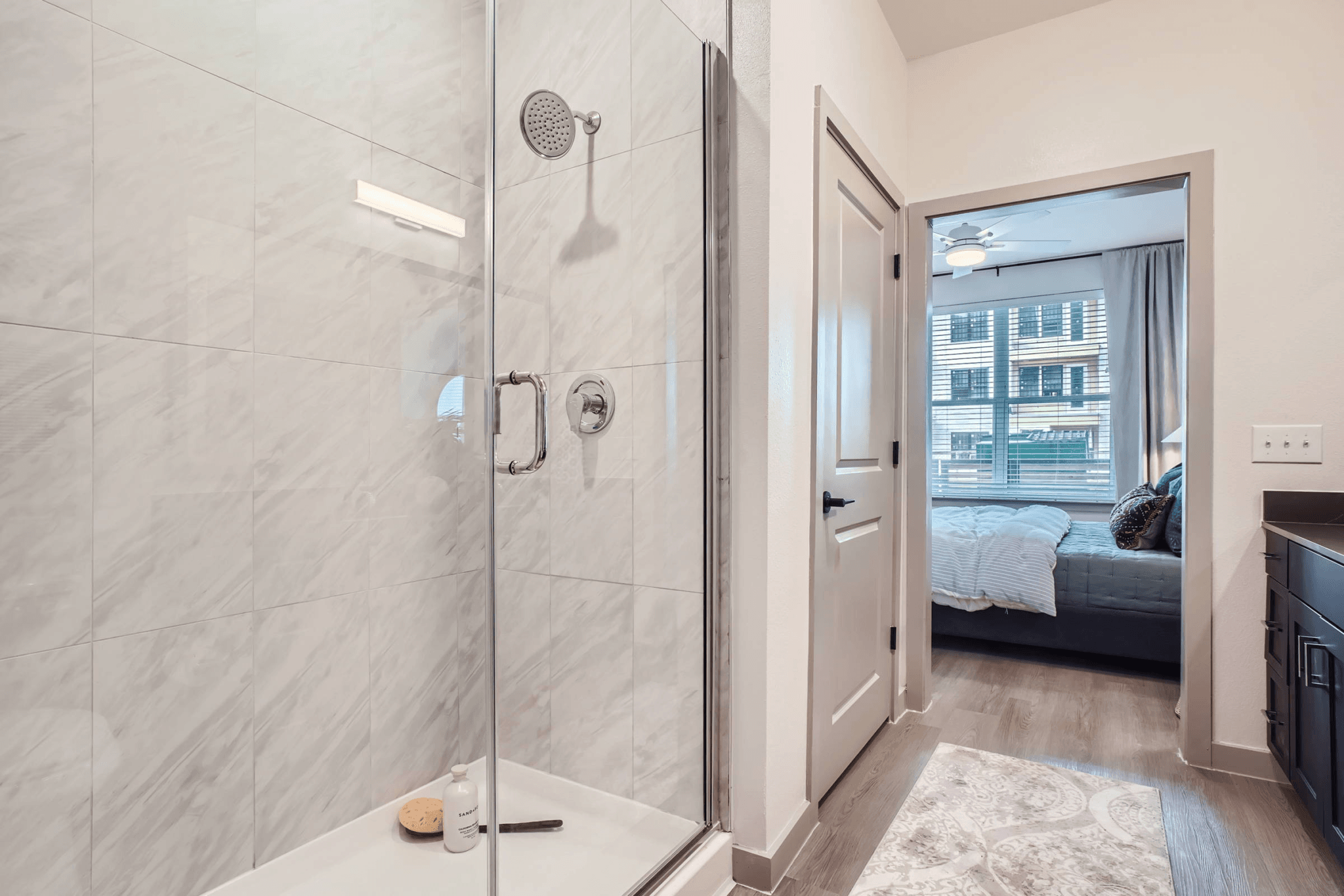 Stunning Apartments With Elevated Outdoor Shower image