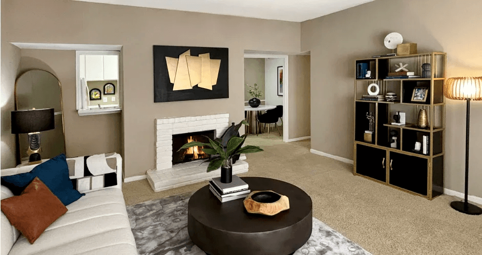 Woodlake Oaks Apartments Fireplace