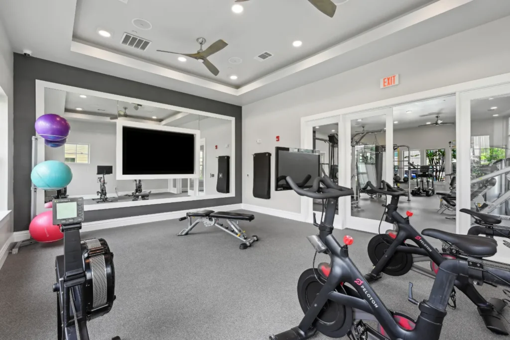 Henry at Lake Houston Reviews 2